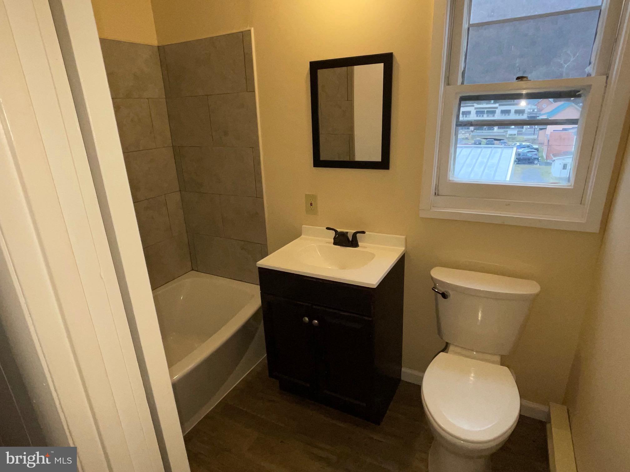 TOWN OF BATH - Residential Lease