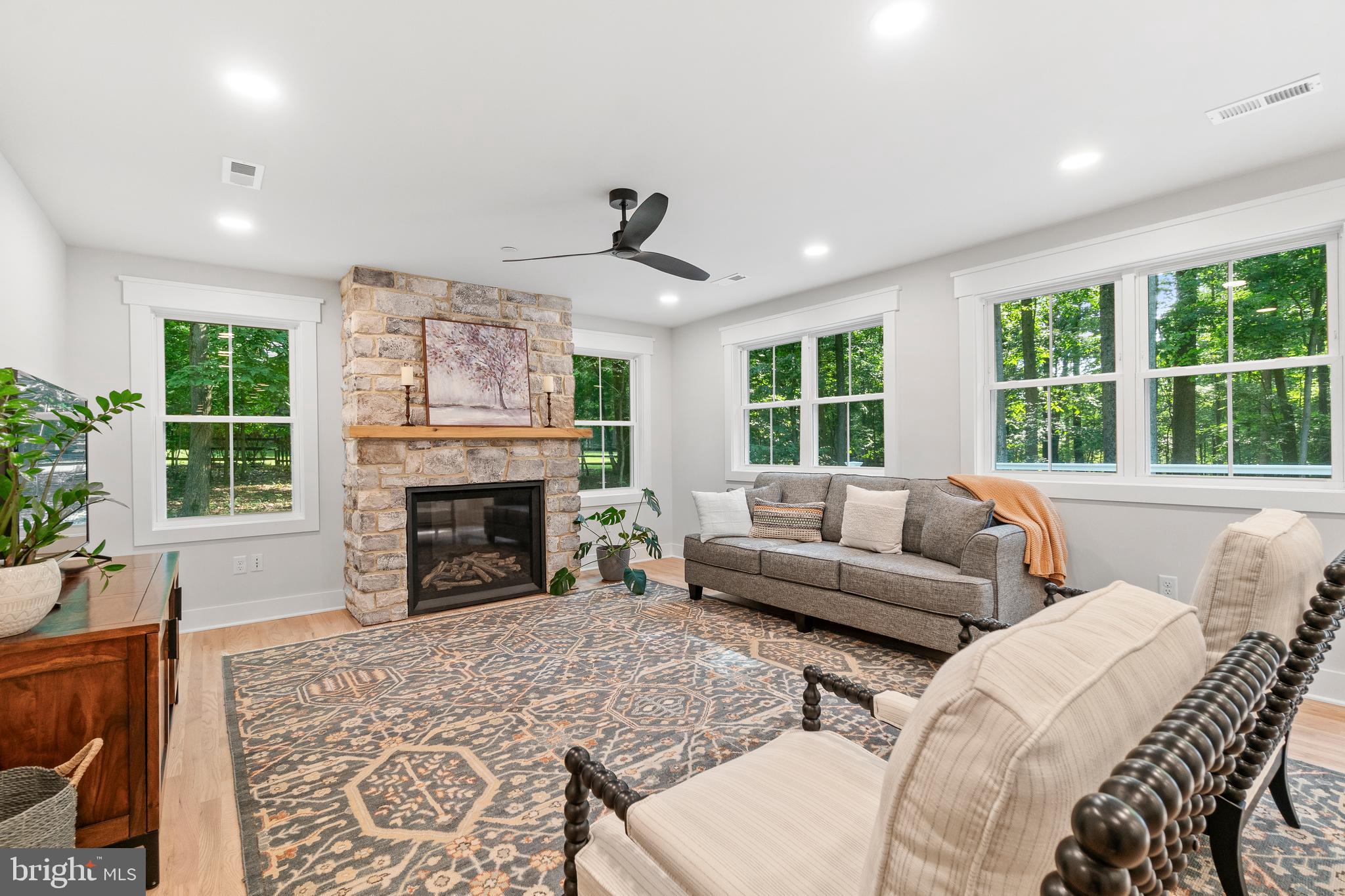 CLARKSVILLE HUNT - Residential