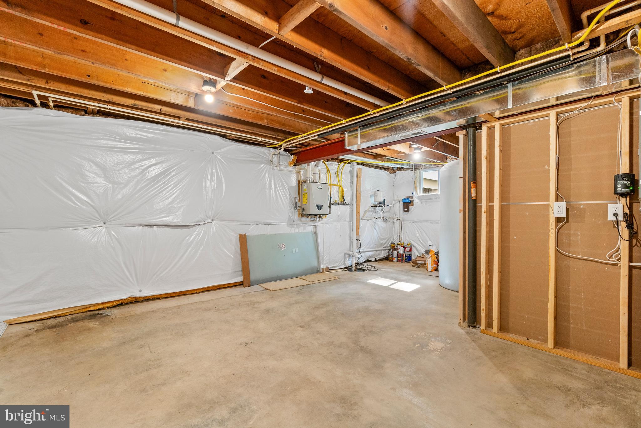 CLARKSVILLE HUNT - Residential