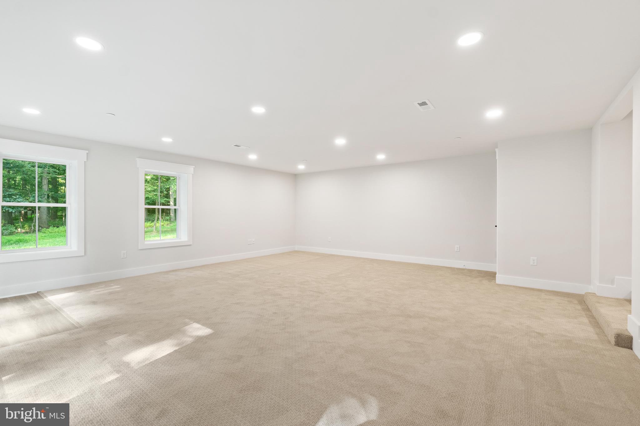 CLARKSVILLE HUNT - Residential