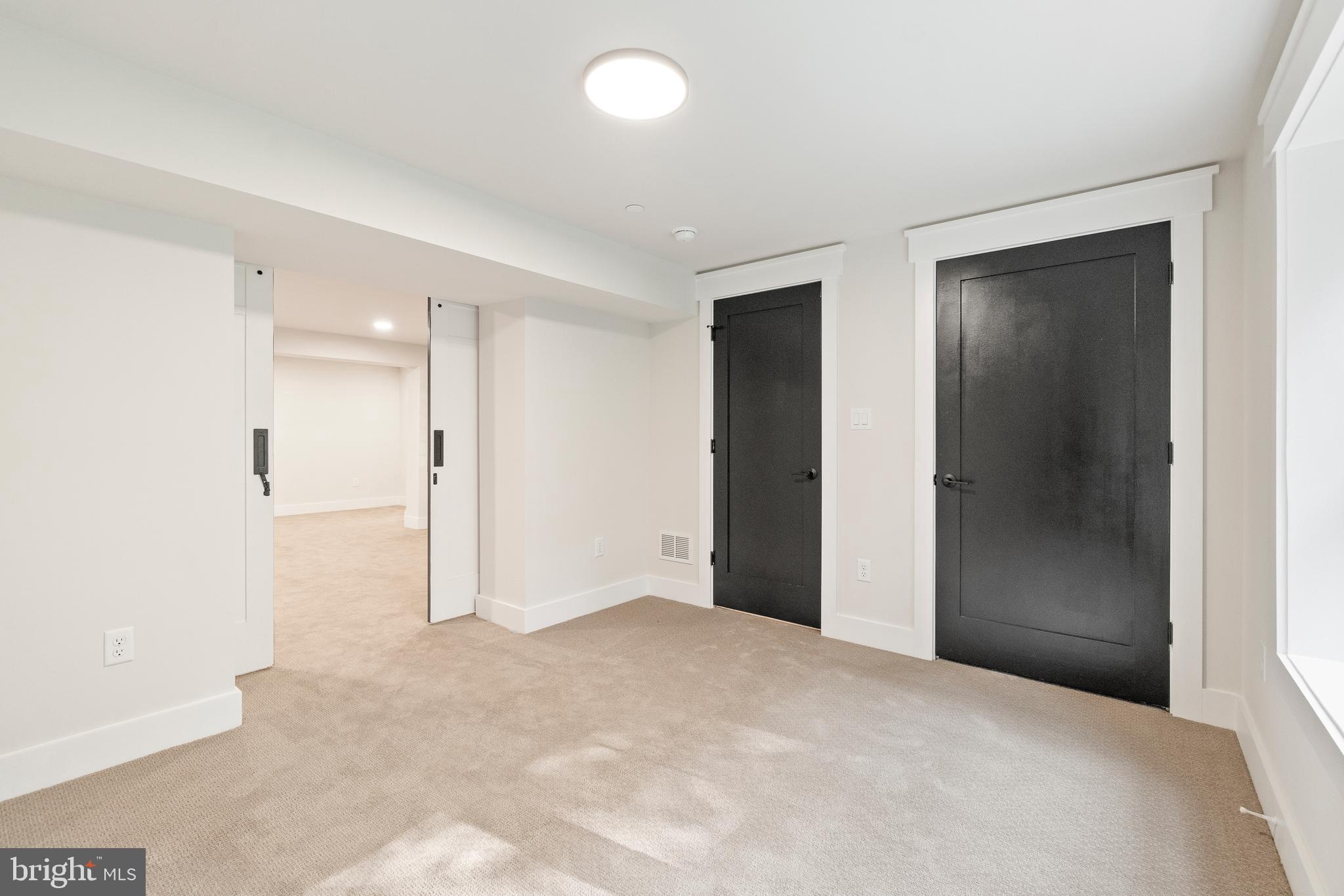 CLARKSVILLE HUNT - Residential