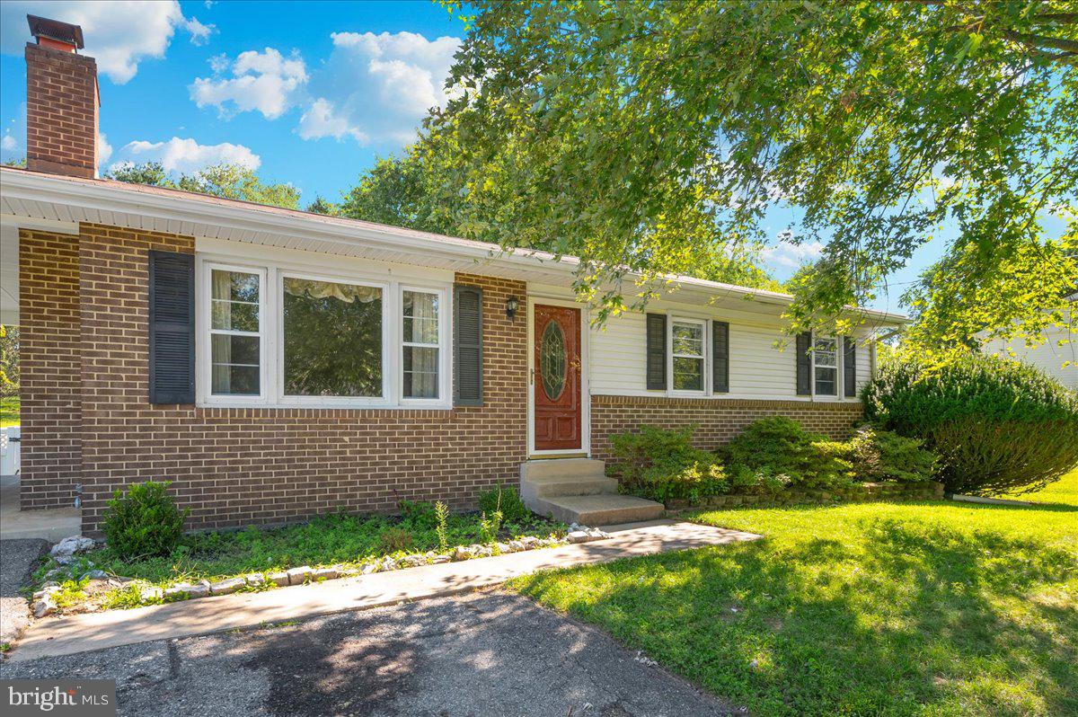 3917 SUGARLOAF DRIVE