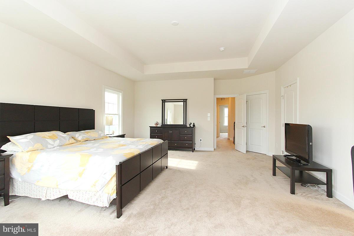 STONEGATE - Residential