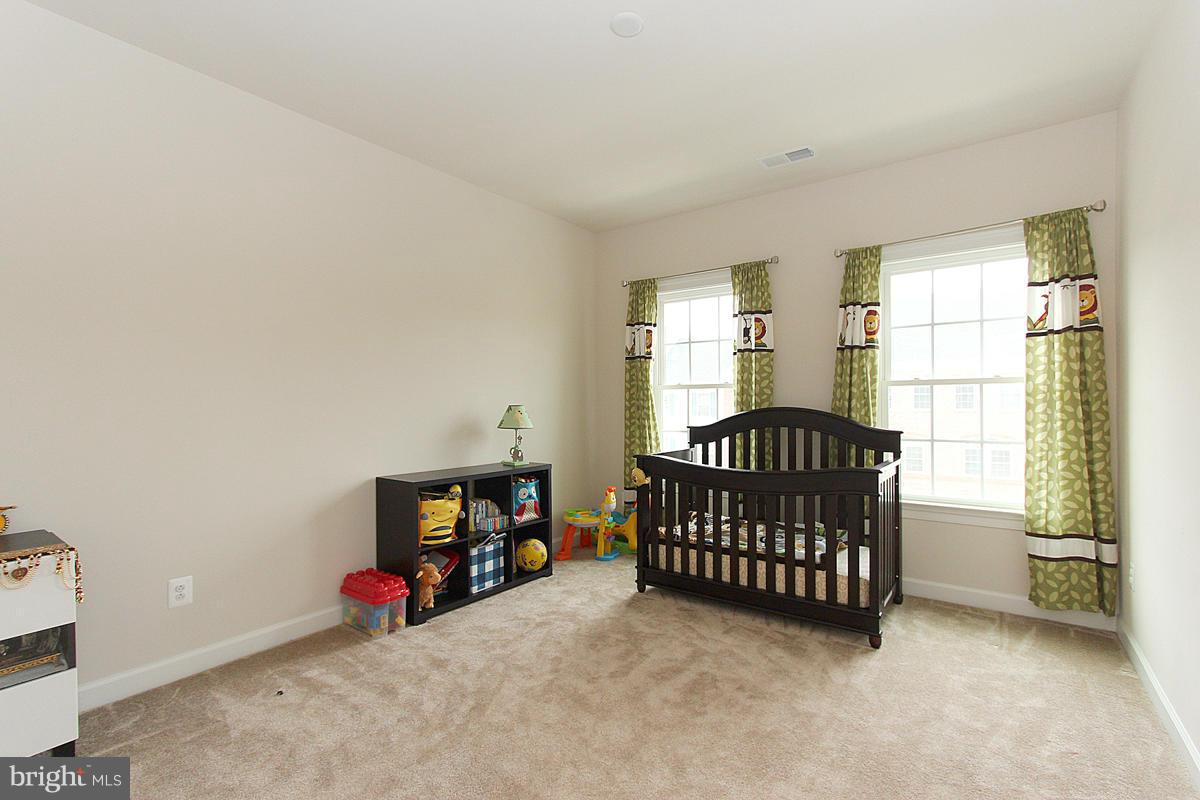 STONEGATE - Residential