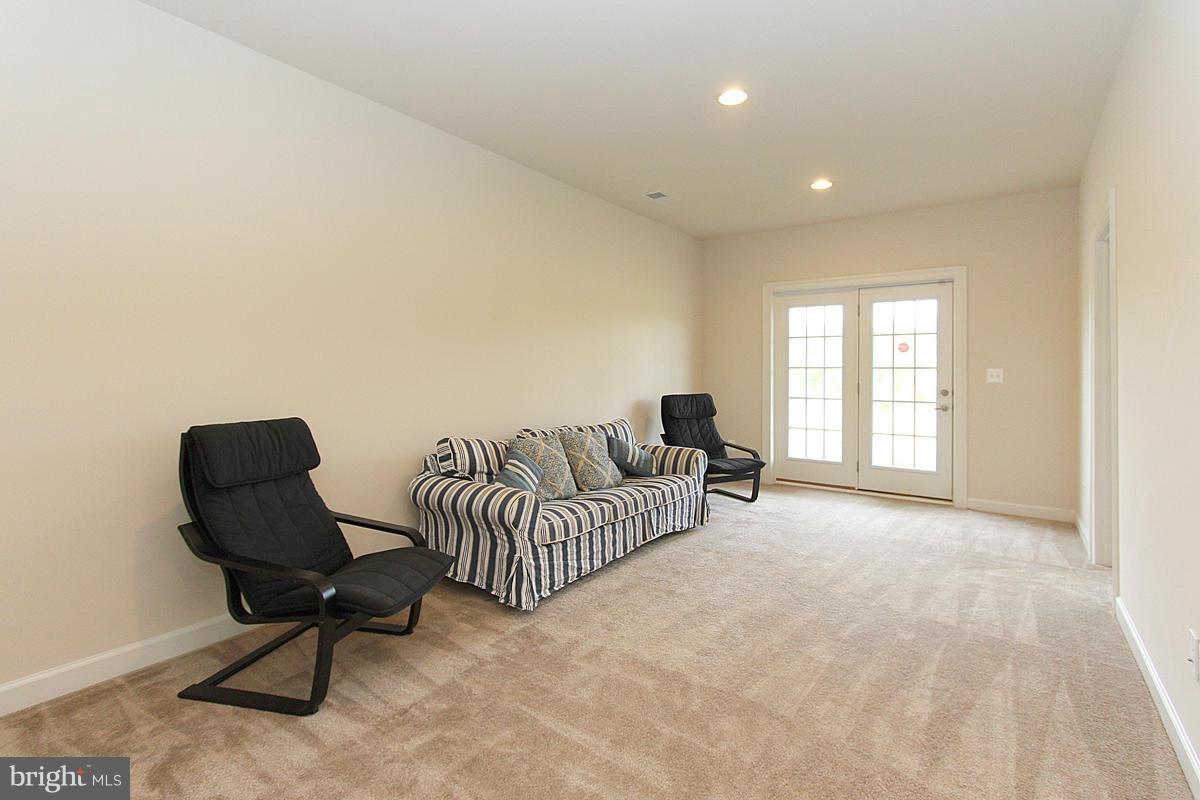 STONEGATE - Residential