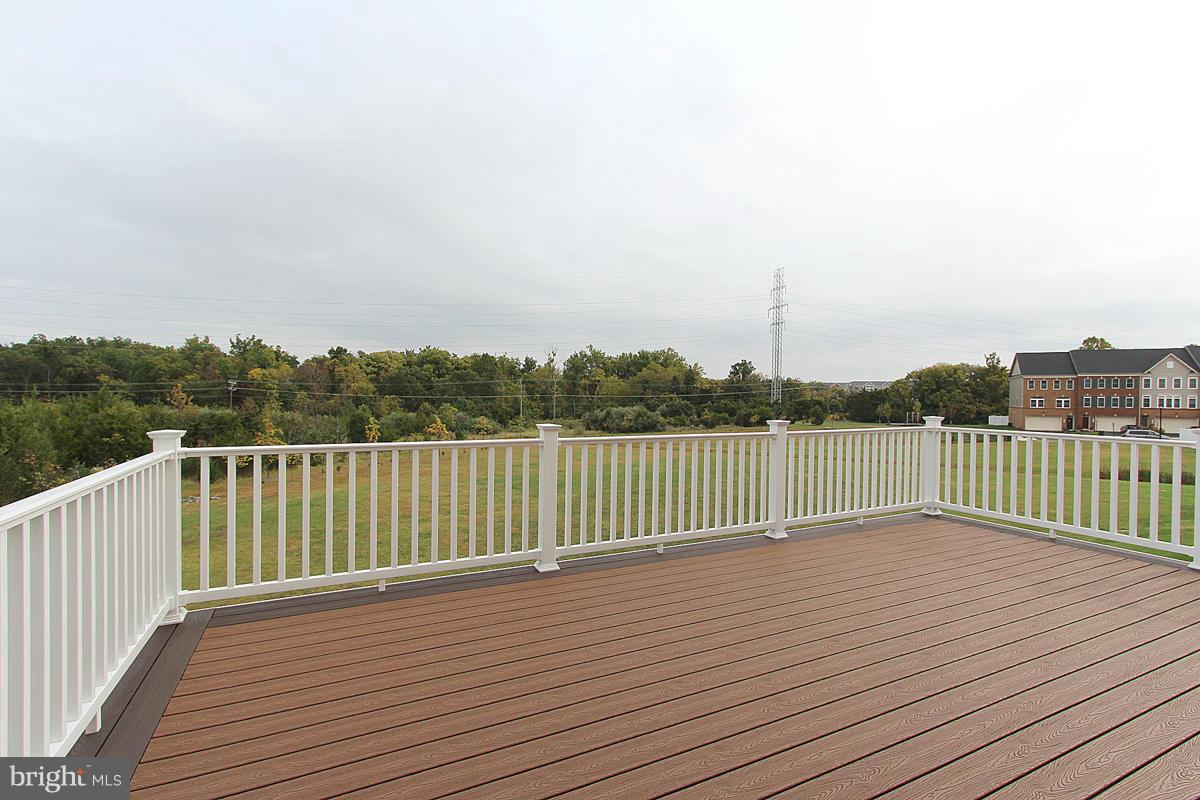 STONEGATE - Residential