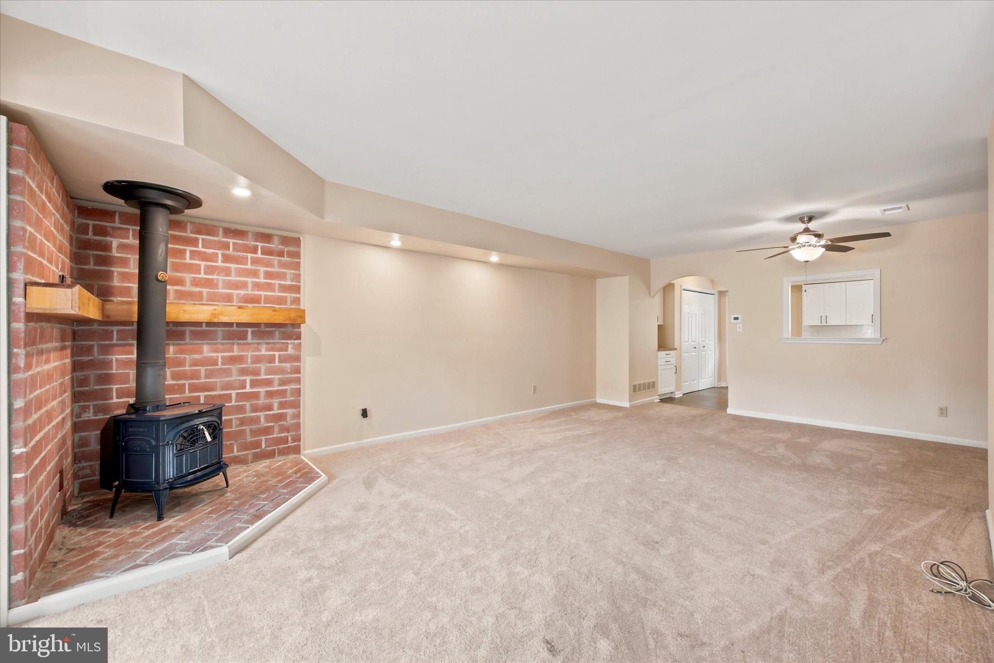 7 RICKMAR LANE