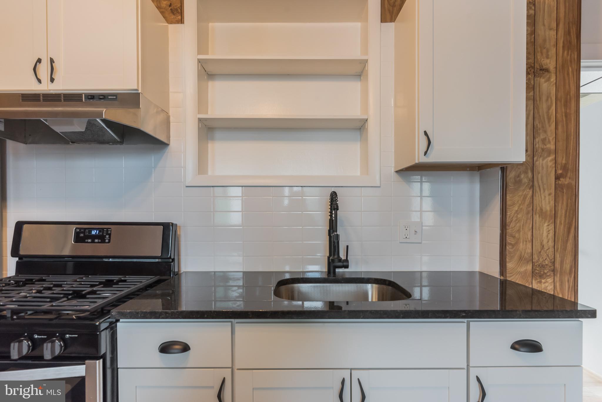 FISHTOWN - Commercial Sale