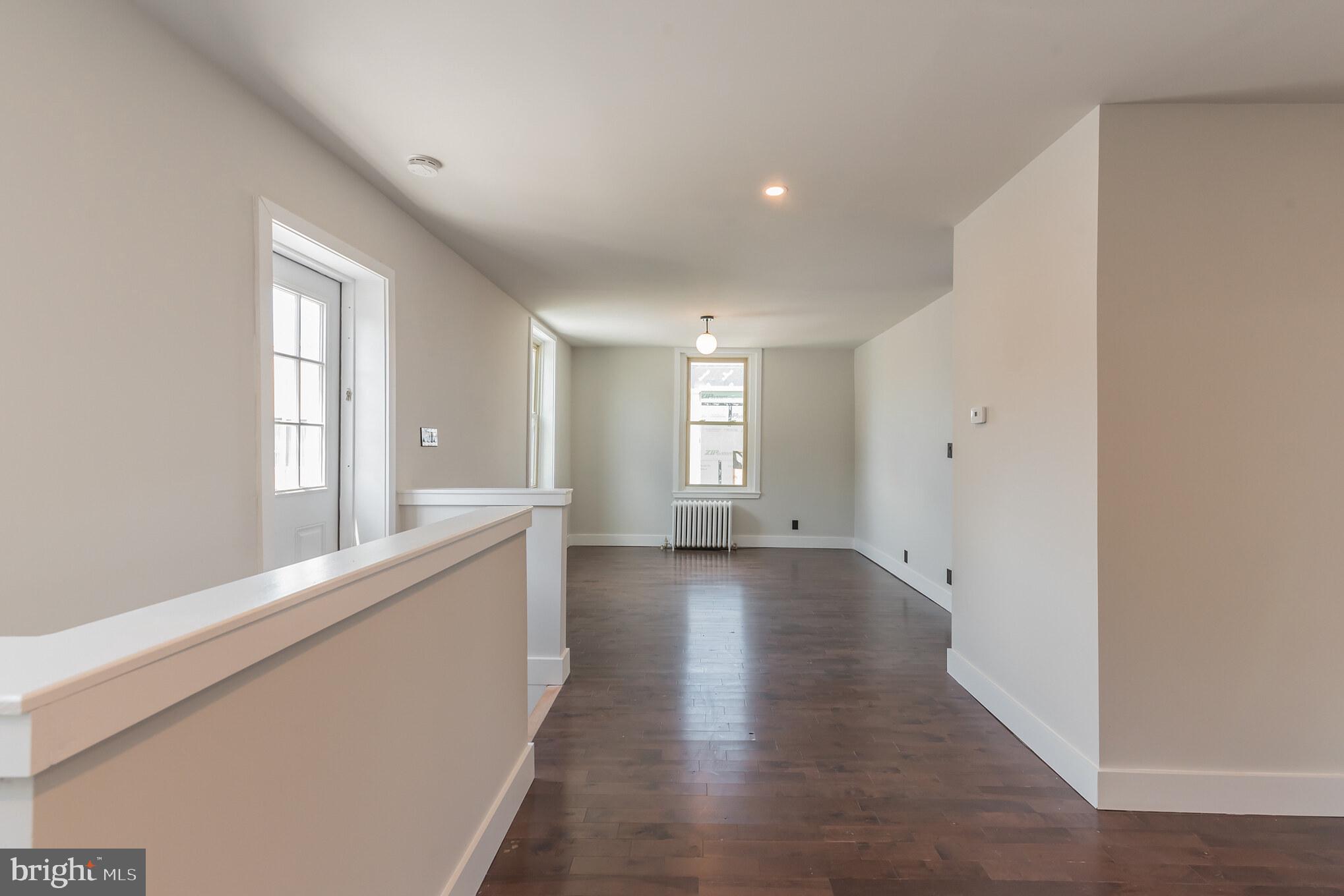 FISHTOWN - Commercial Sale