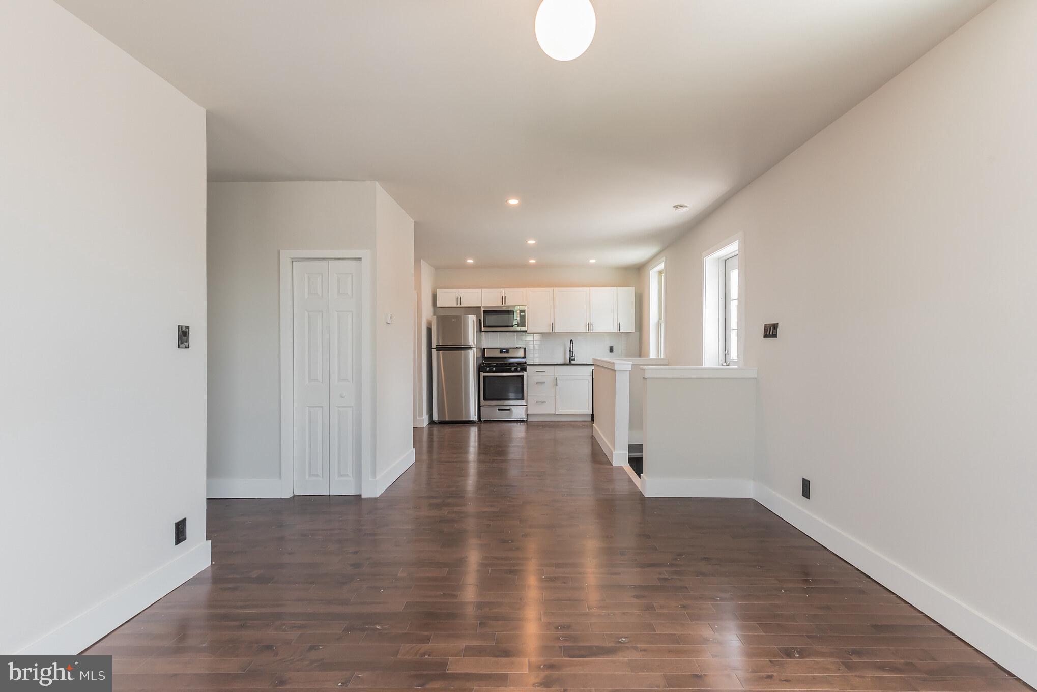 FISHTOWN - Commercial Sale