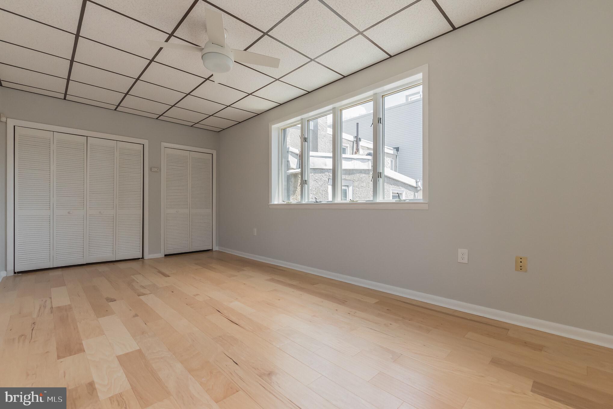 FISHTOWN - Commercial Sale