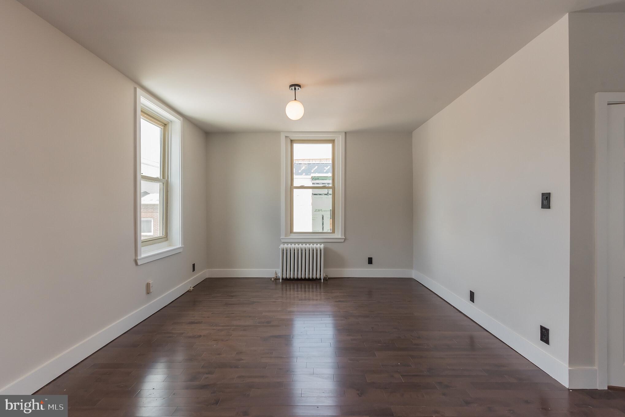 FISHTOWN - Commercial Sale