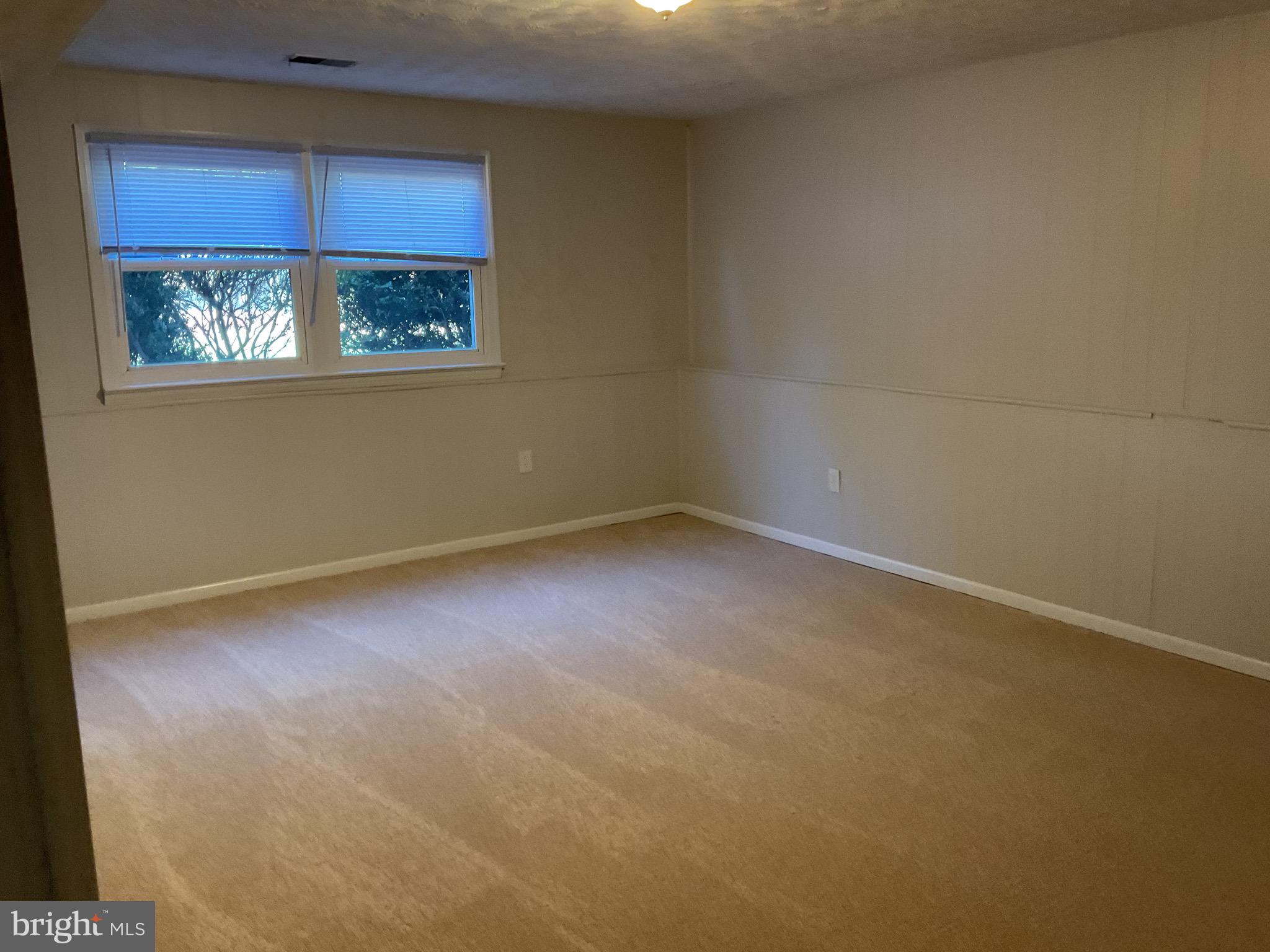 SPRINGFIELD - Residential Lease