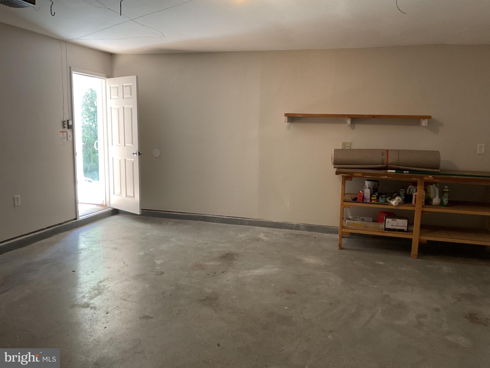 SPRINGFIELD - Residential Lease