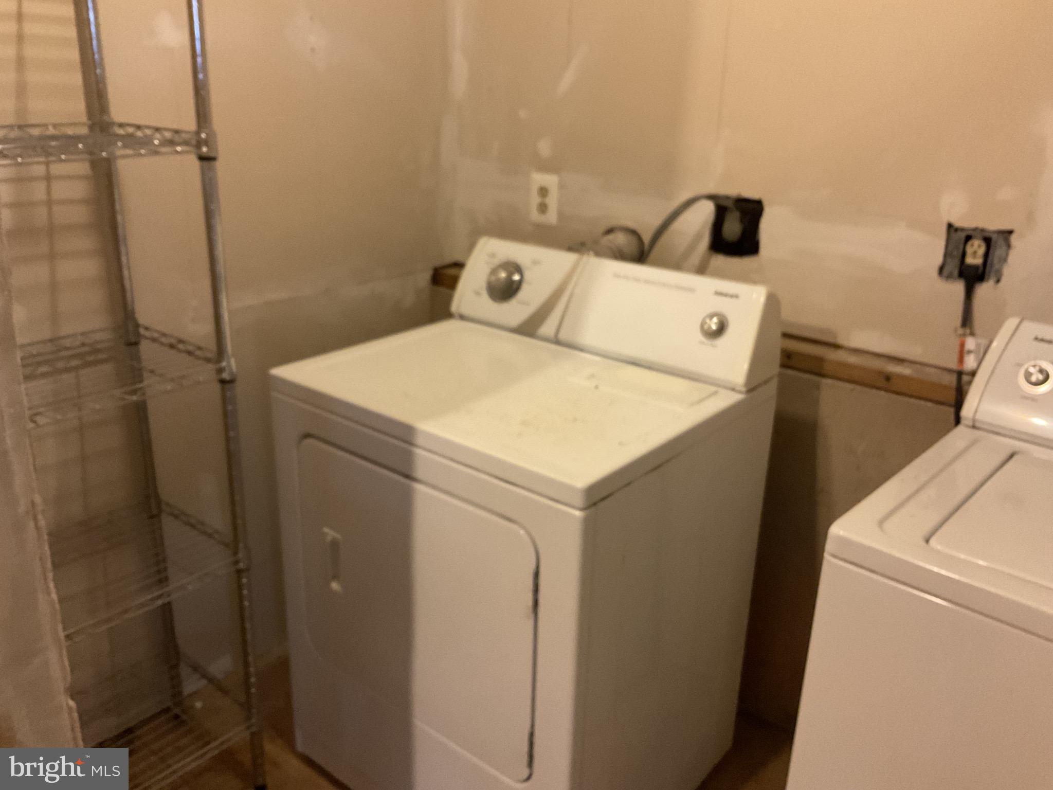 SPRINGFIELD - Residential Lease