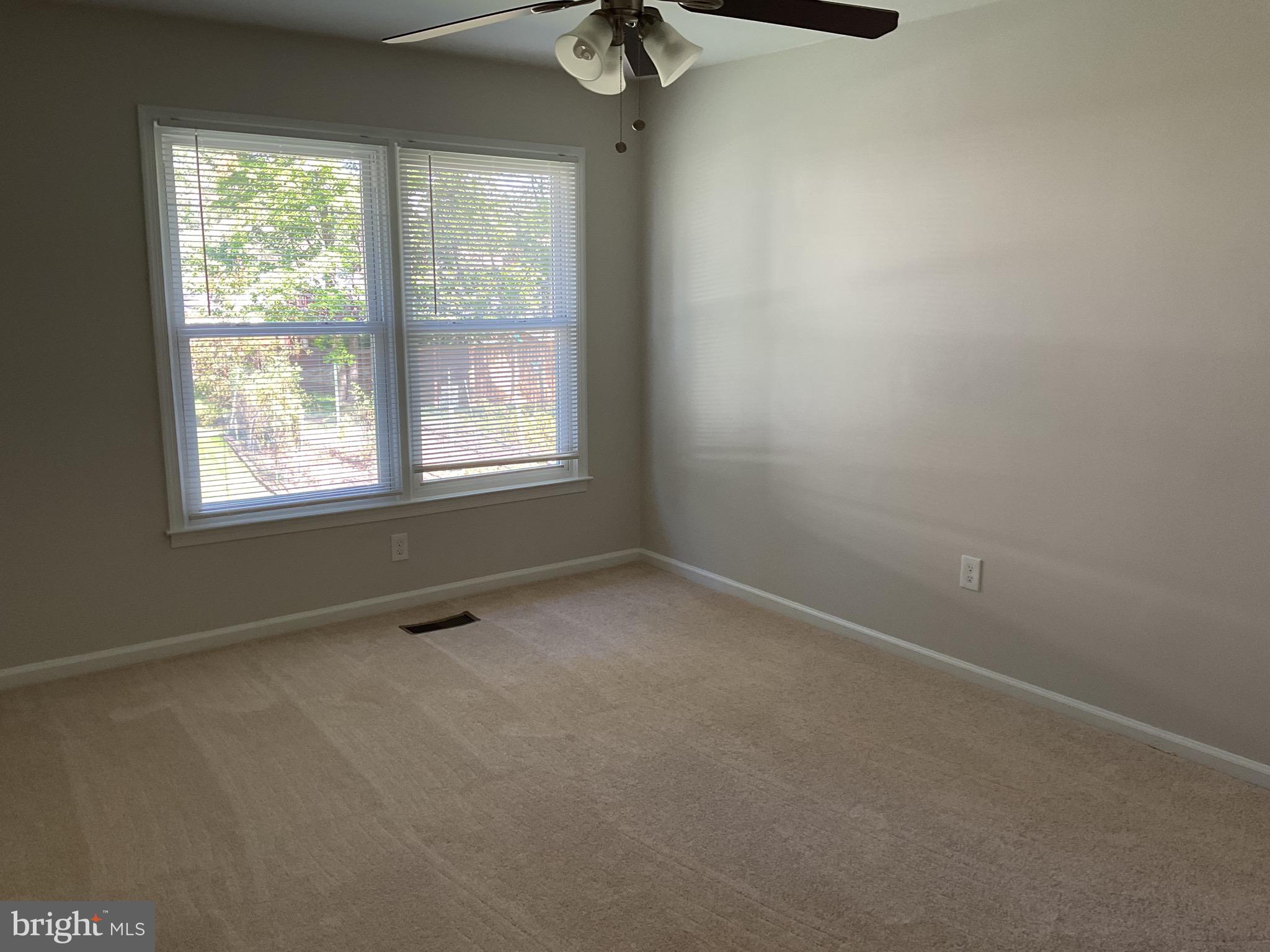 SPRINGFIELD - Residential Lease