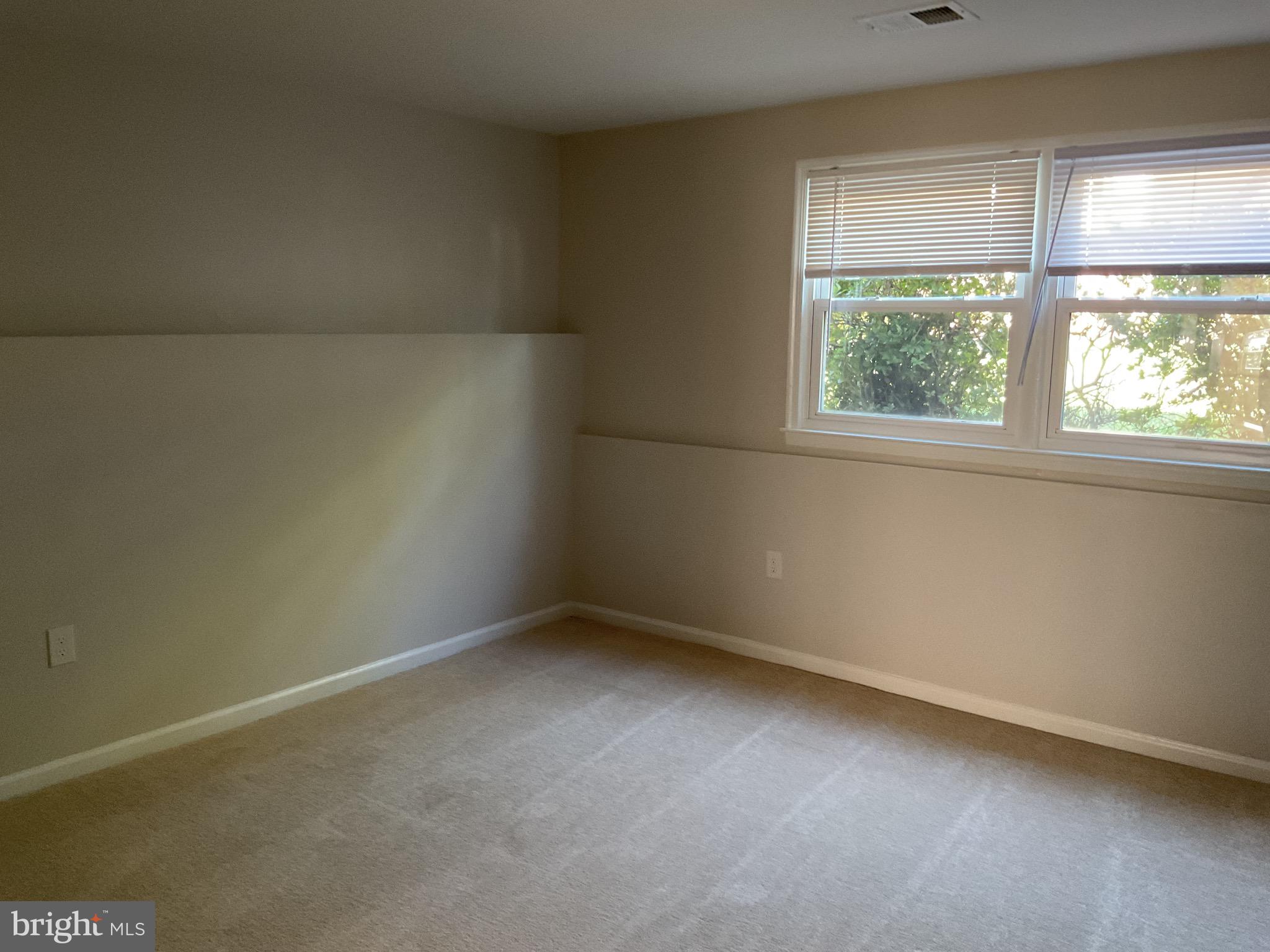 SPRINGFIELD - Residential Lease