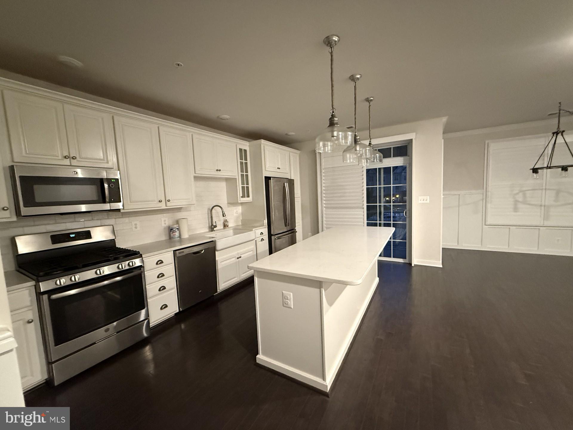 23286 SOUTHDOWN MANOR TERRACE 105