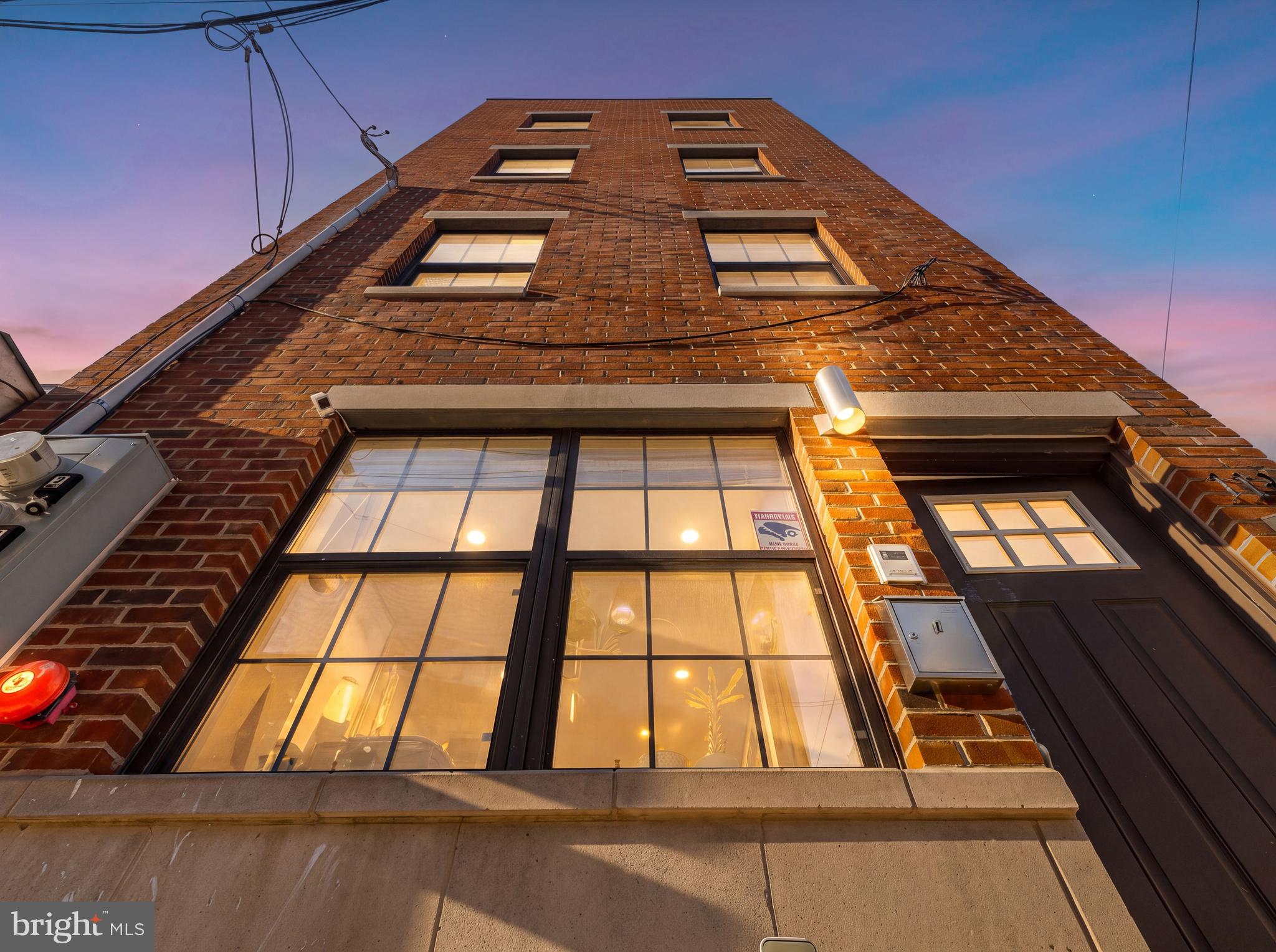 1139 CLAY STREET 2