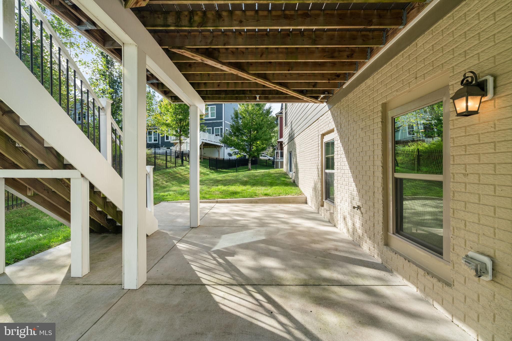 POTOMAC SHORES - Residential