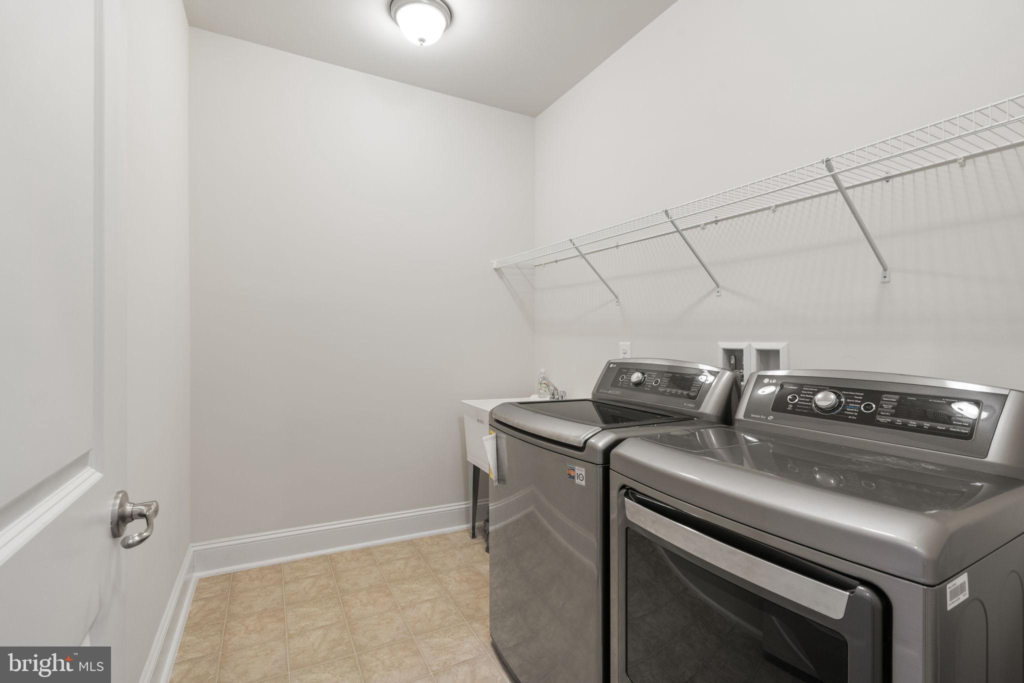 POTOMAC SHORES - Residential