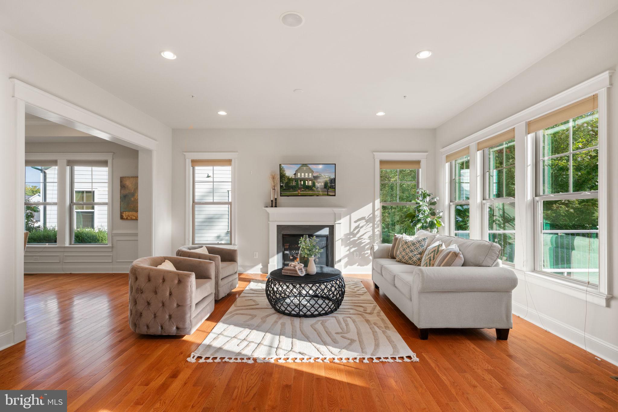 POTOMAC SHORES - Residential