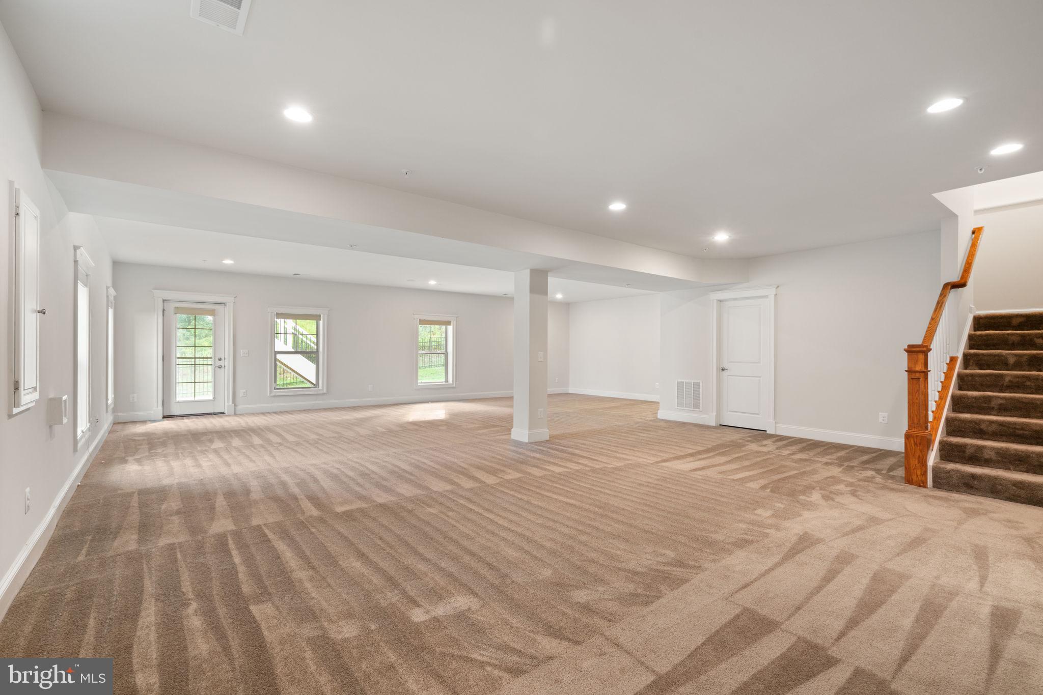 POTOMAC SHORES - Residential