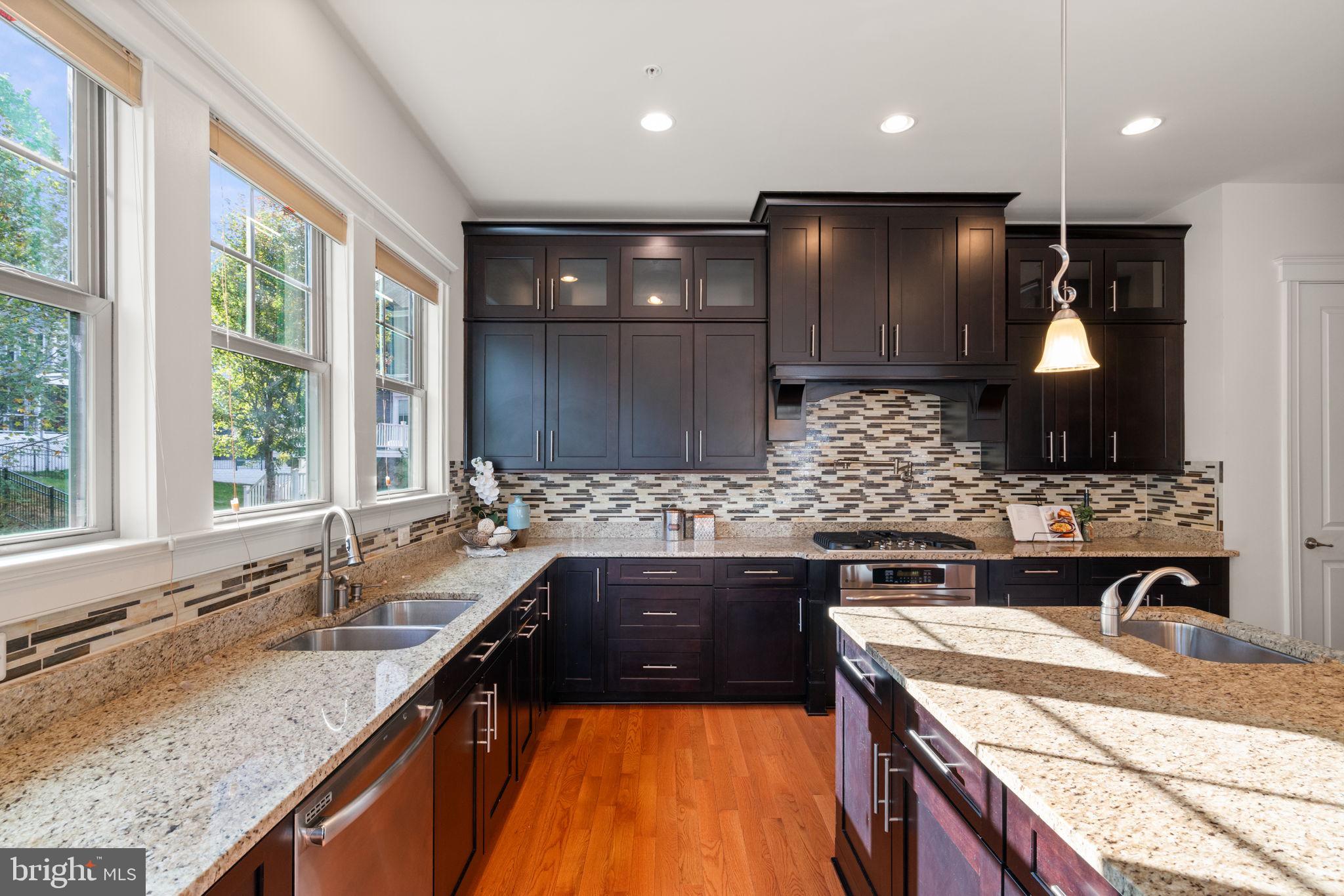 POTOMAC SHORES - Residential