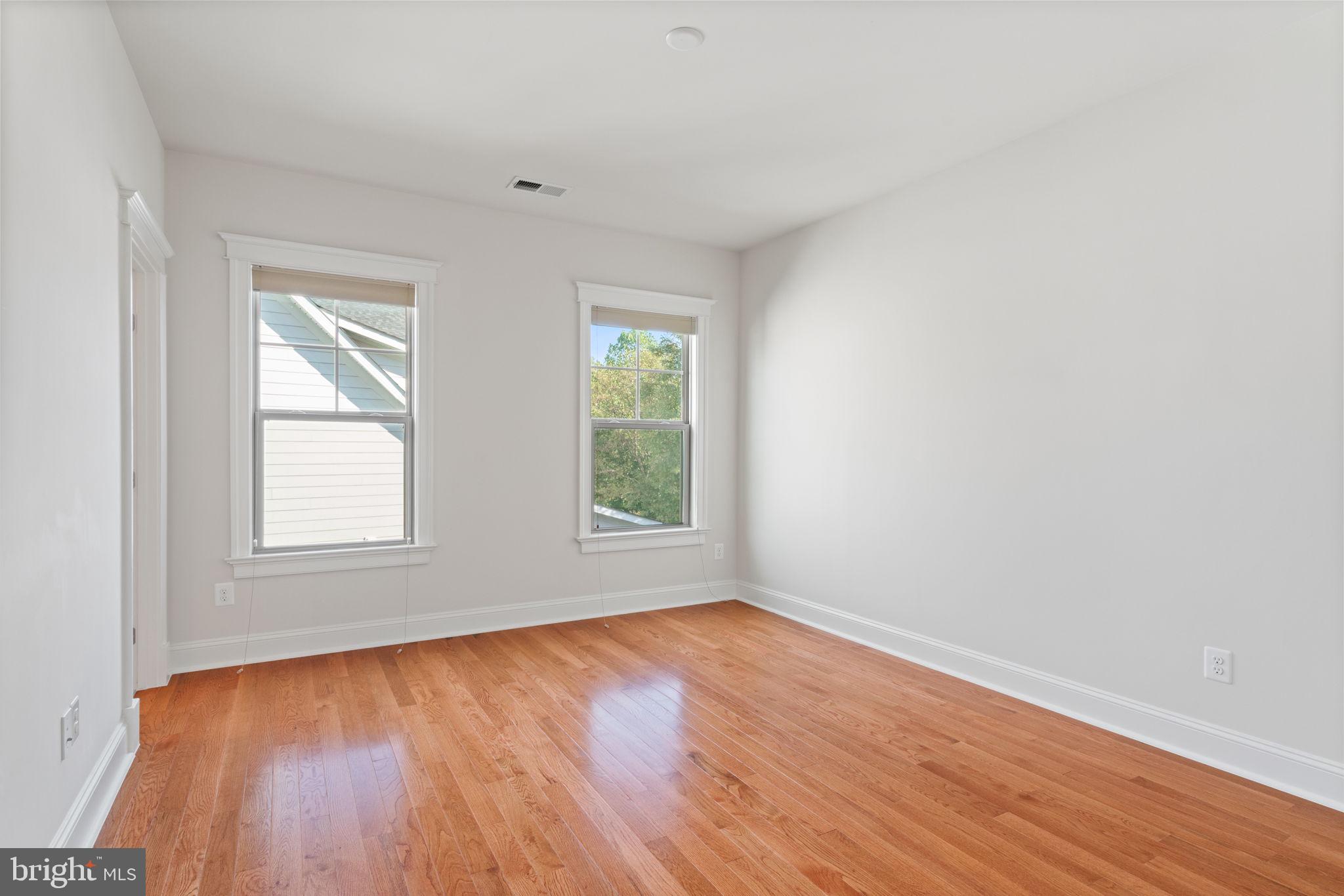 POTOMAC SHORES - Residential