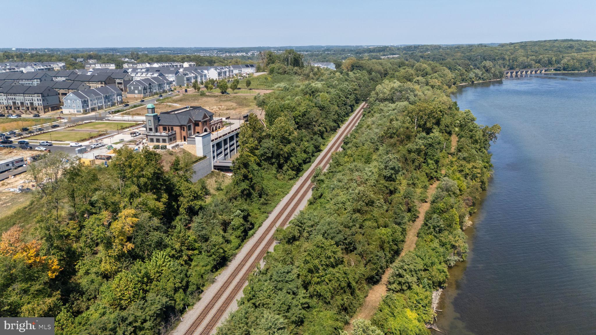 POTOMAC SHORES - Residential