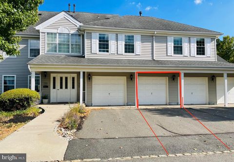 Photo of 1309 Golden Place, LAWRENCE TOWNSHIP, NJ 08648 (MLS # NJME2071798)