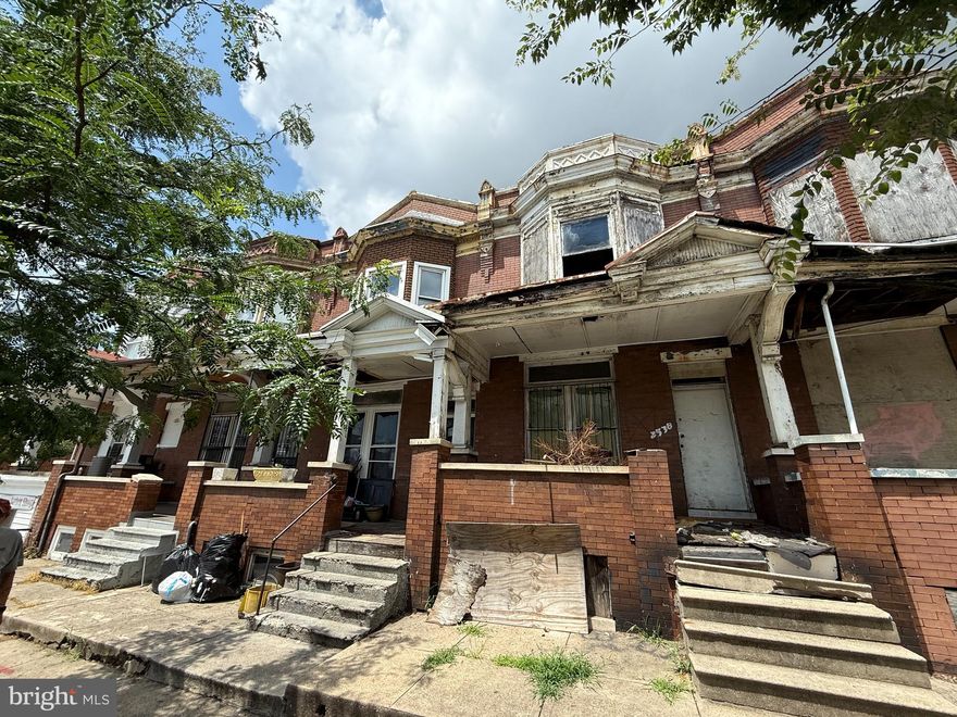 ONLINE AUCTION: Bidding begins 10/24/2025 @ 10:00 AM. Bidding ends 10/28/2025 @ 12:00 PM. List Price is Suggested Opening Bid. Deposit: $5,000.

2 story porch-front townhome located in the Rosemont Homeowners/Tenants neighborhood.
Near Gwynns Falls Park and Westside Shopping Center, providing outdoor recreation and retail options.
Nearest traffic arteries are W Lafayette Ave and W Franklin St.
Property is believed to be vacant and in need of renovation.