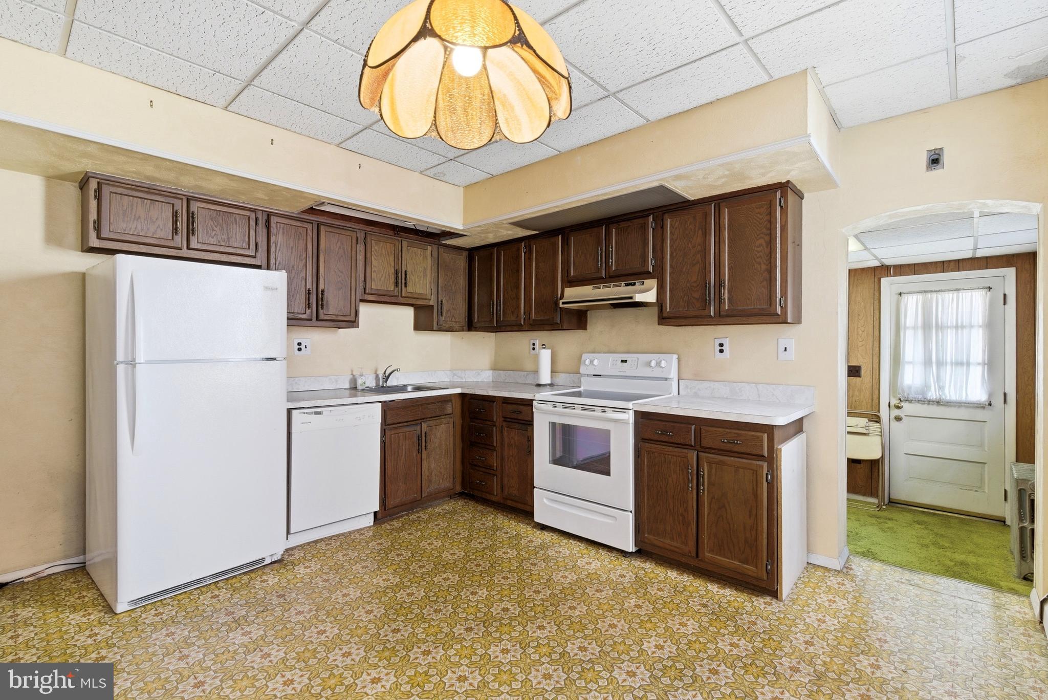 BRIDESBURG - Residential