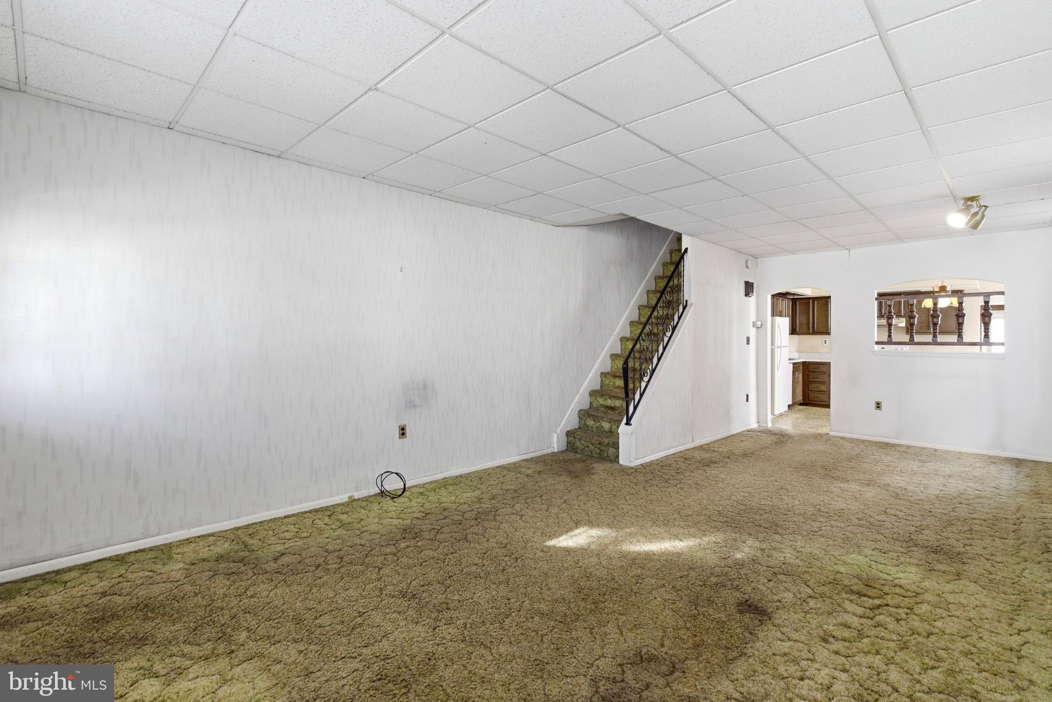 BRIDESBURG - Residential