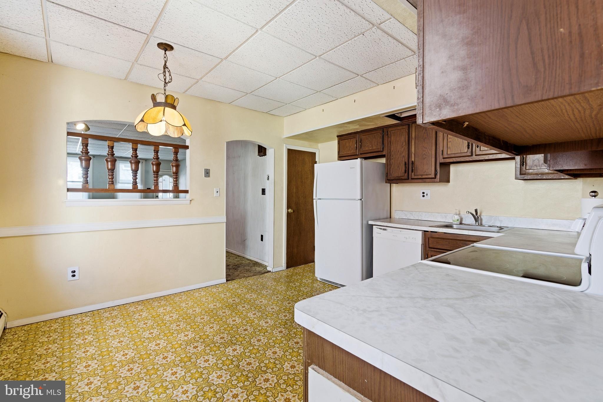 BRIDESBURG - Residential