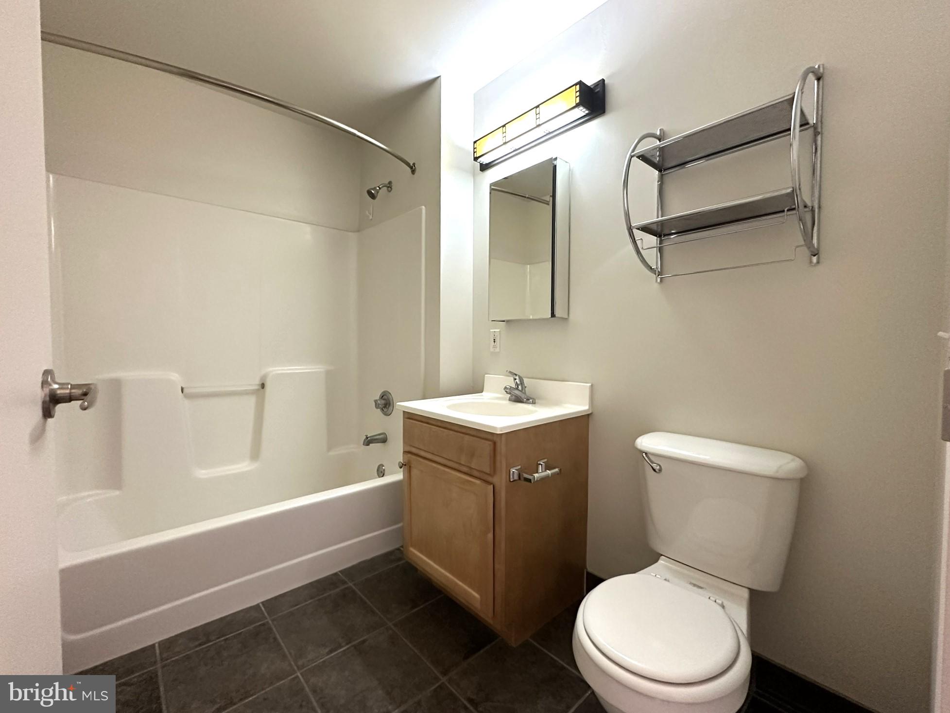 CENTER CITY - Residential Lease