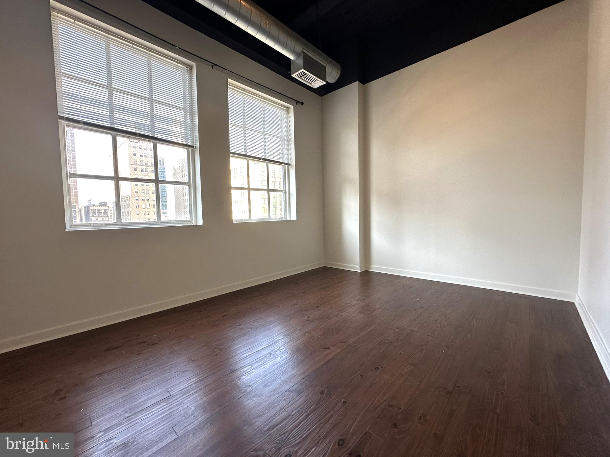 CENTER CITY - Residential Lease