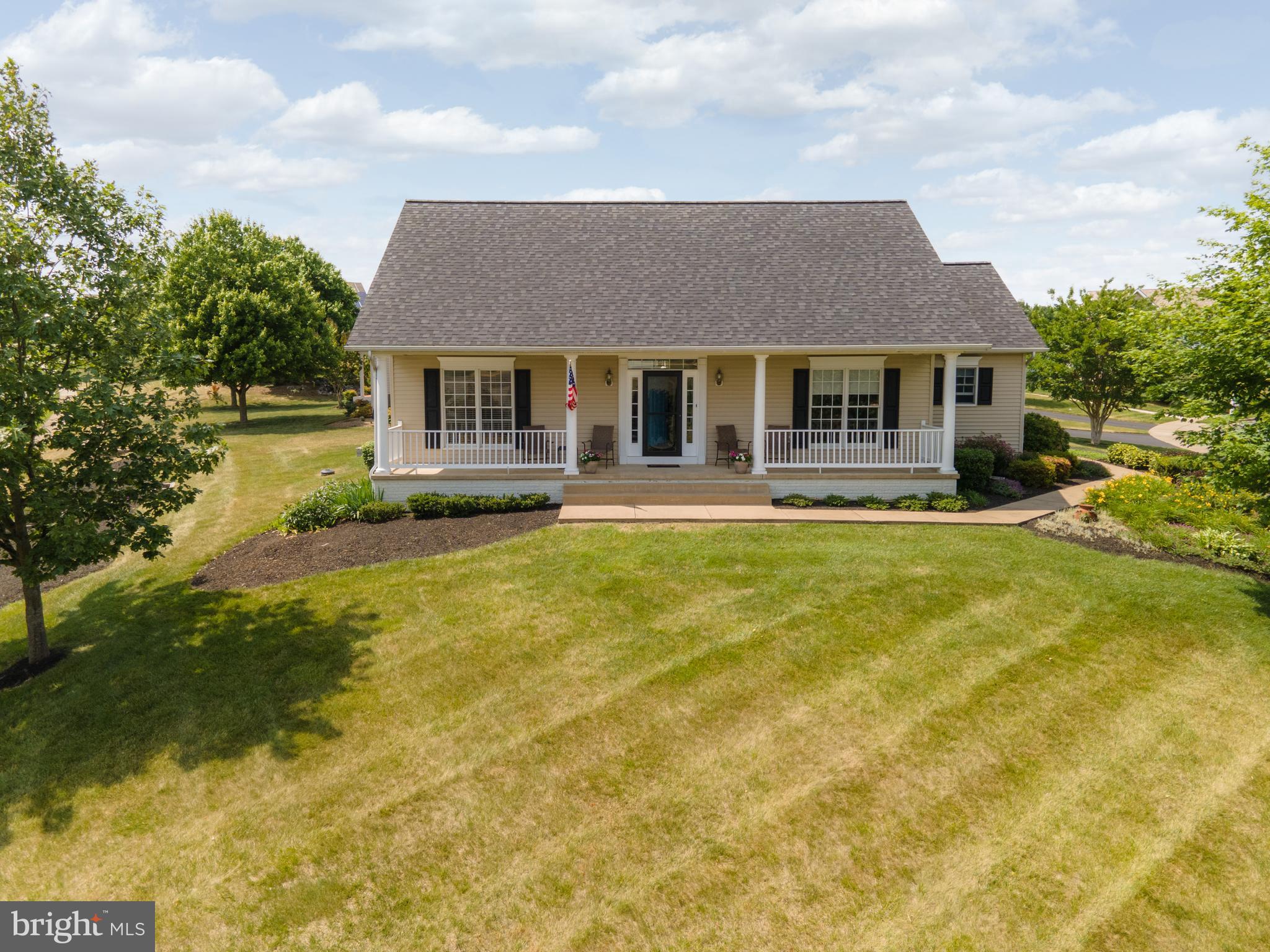 FOXFIELD AT MIDDLETOWN - Residential