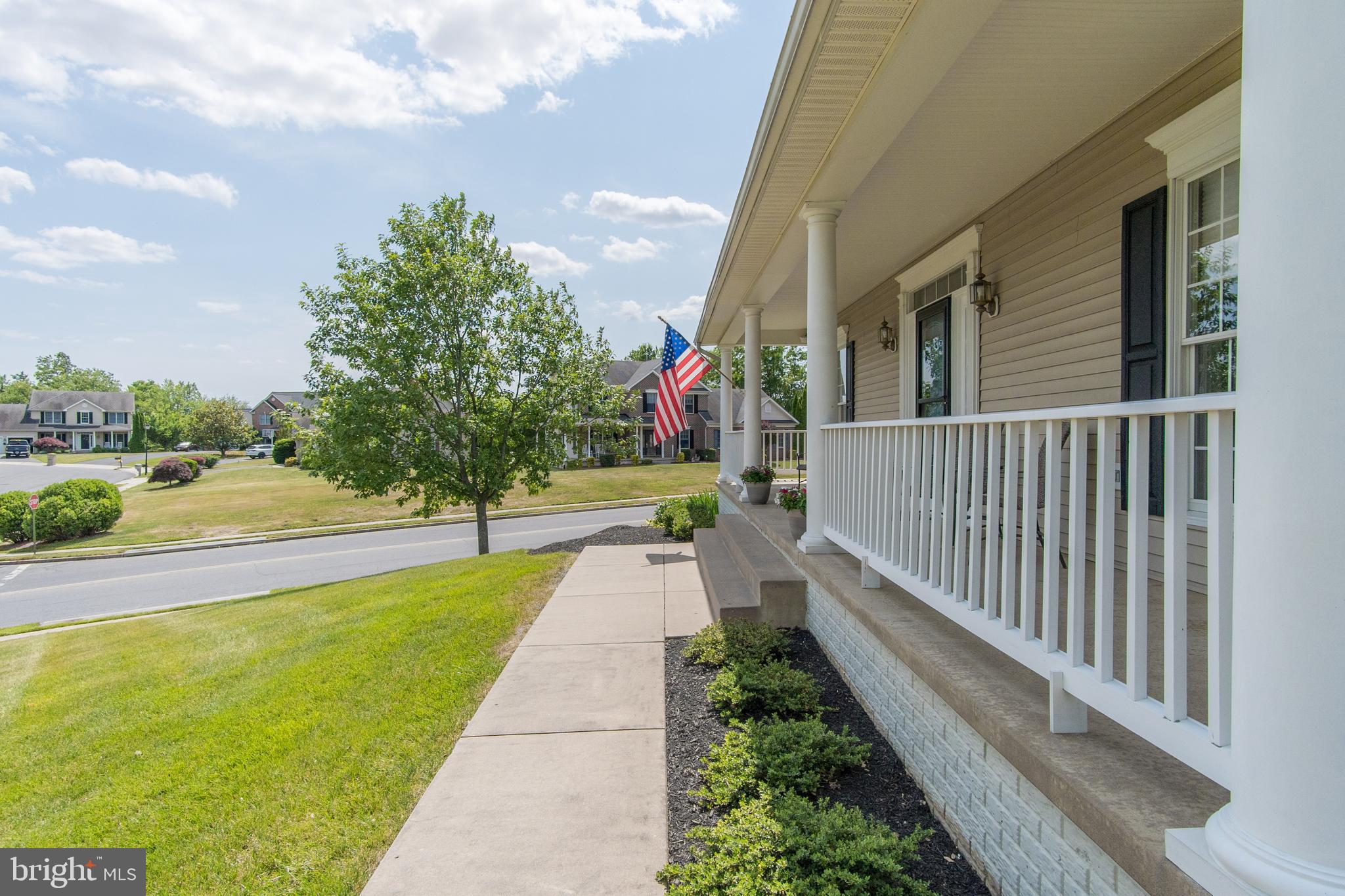 FOXFIELD AT MIDDLETOWN - Residential