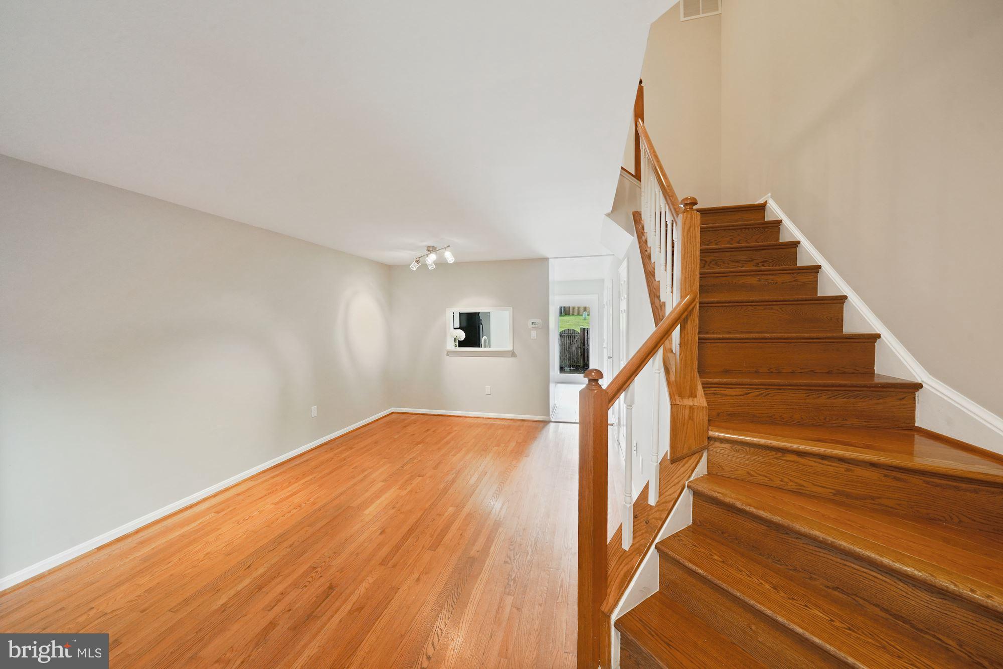 SOUTH KINGS STATION - Residential