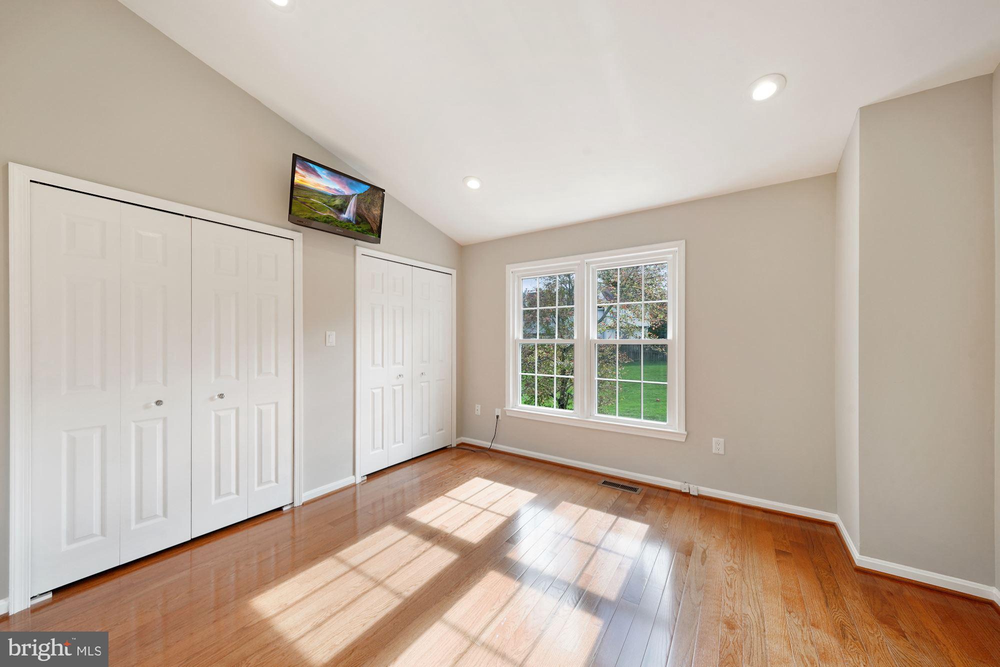 SOUTH KINGS STATION - Residential