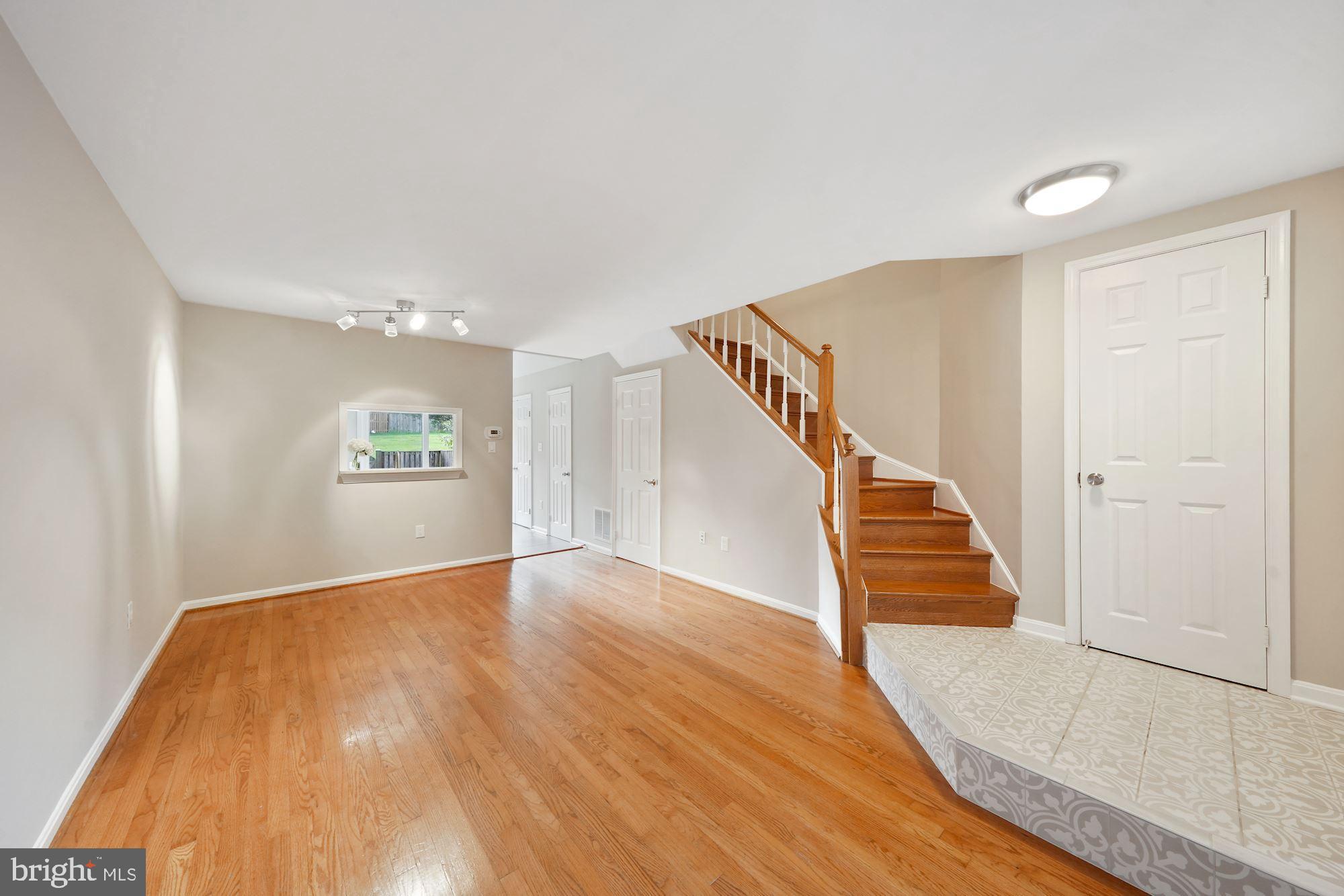 SOUTH KINGS STATION - Residential