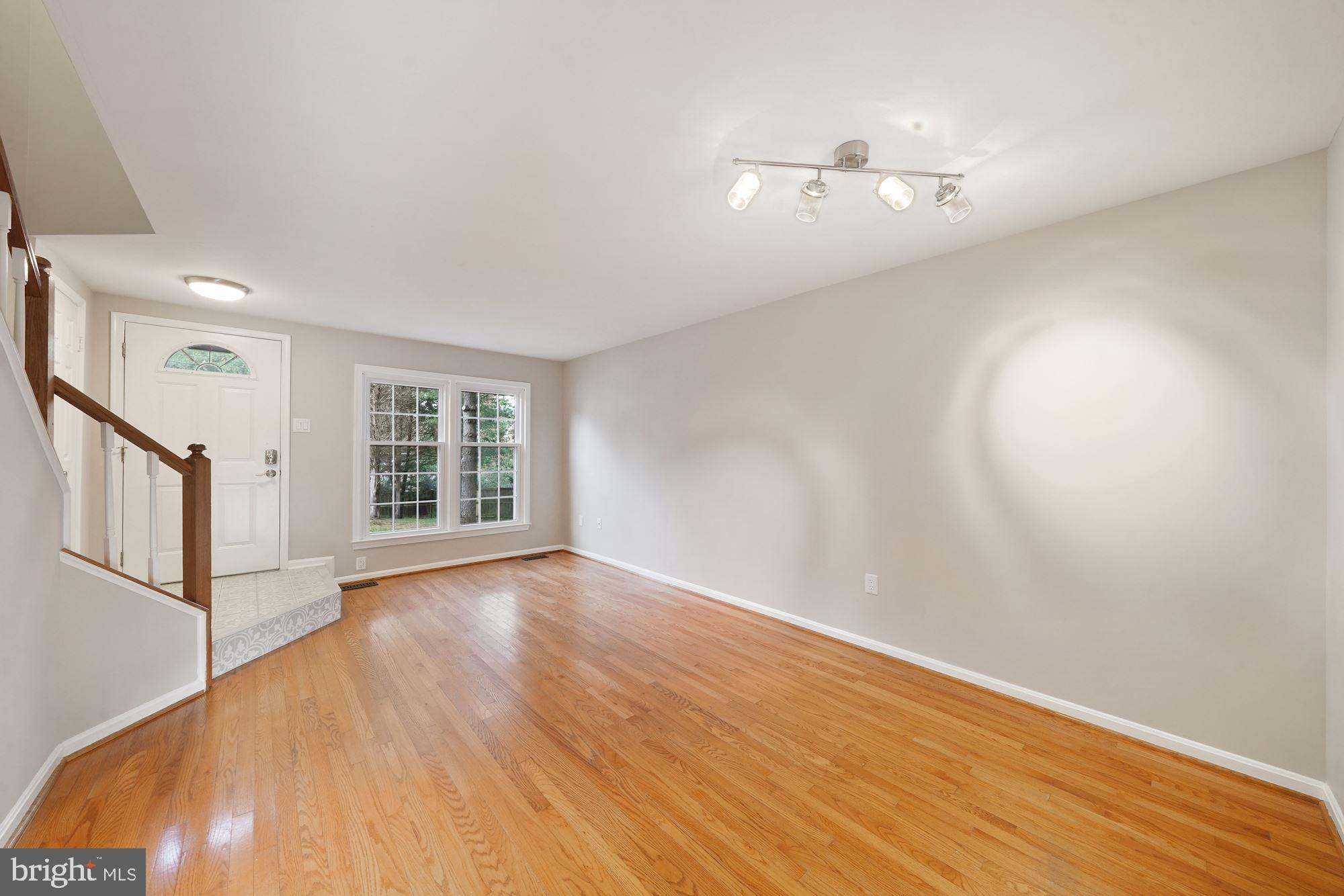 SOUTH KINGS STATION - Residential