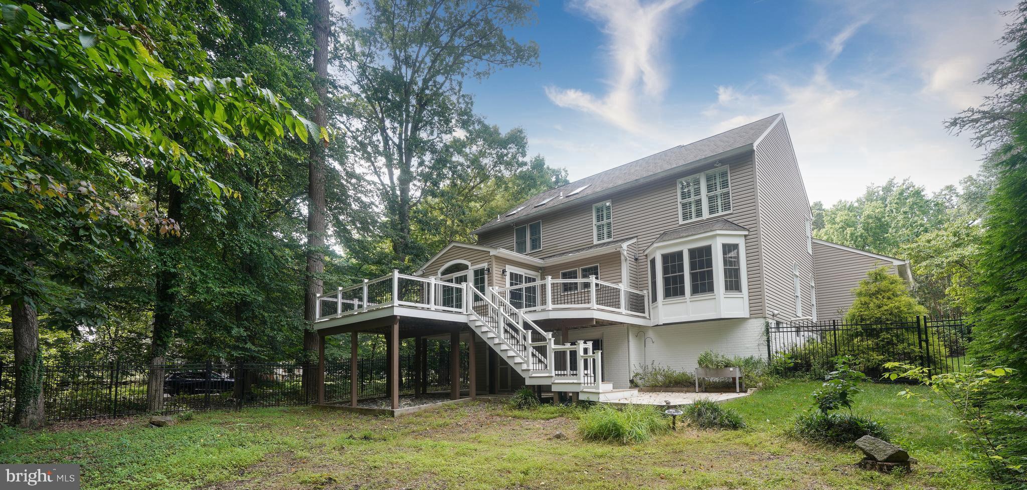 1 BASSWOOD COURT