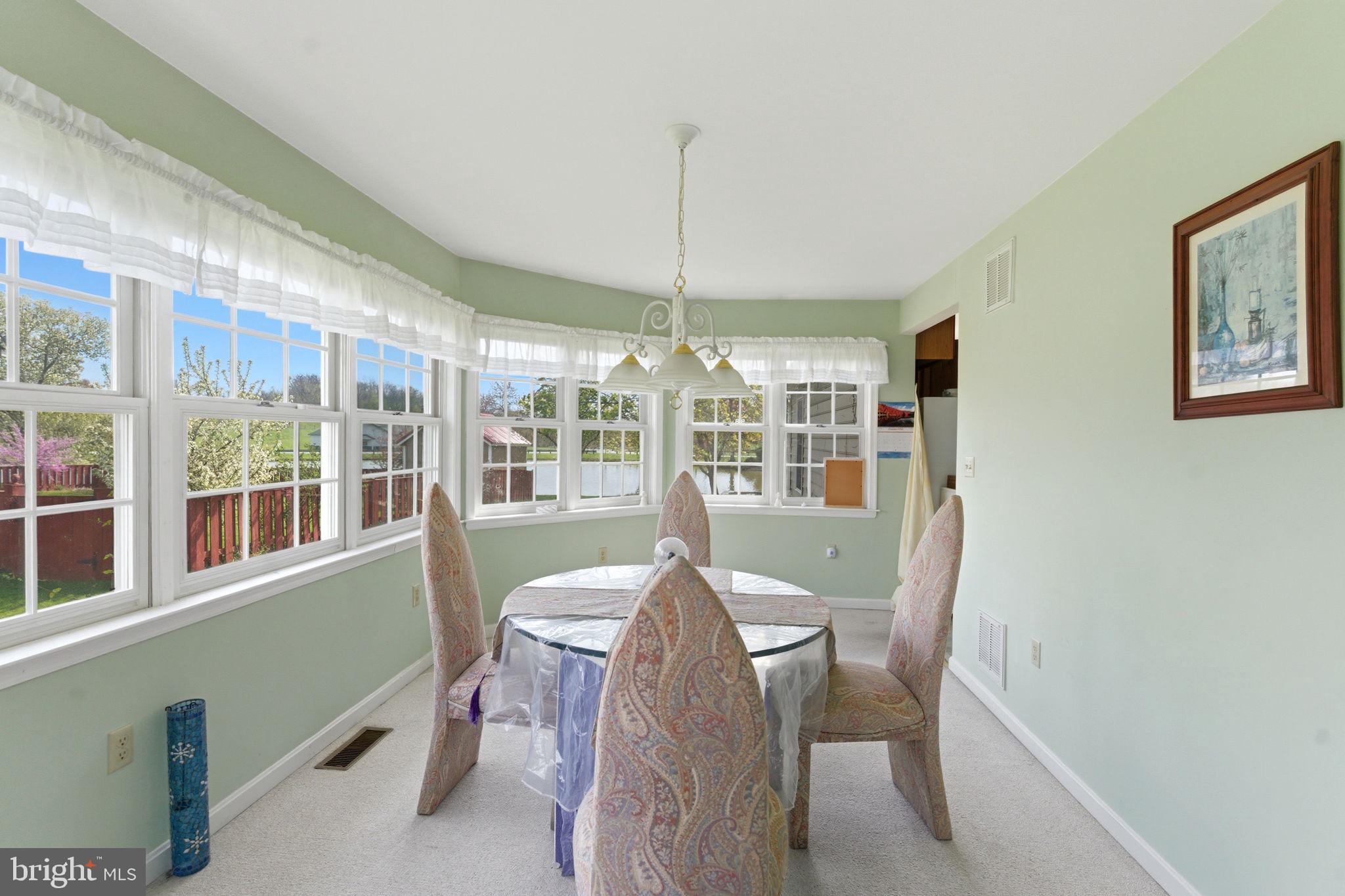 LAUREL RIDGE - Residential