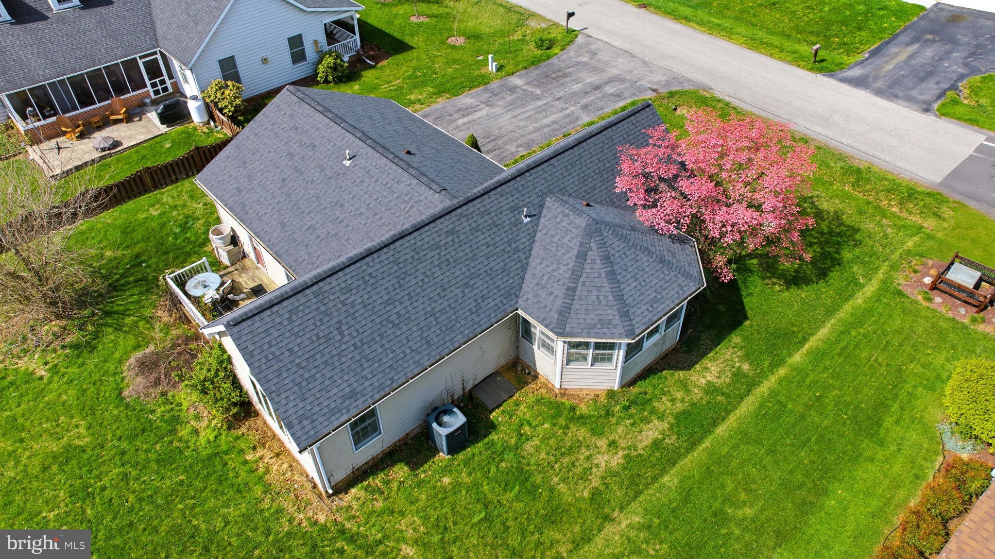 LAUREL RIDGE - Residential