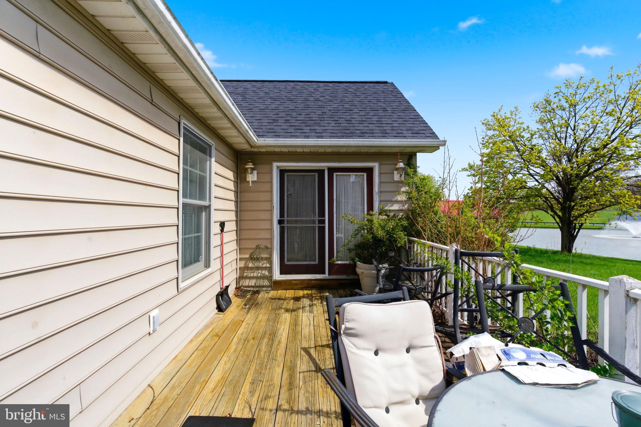 LAUREL RIDGE - Residential