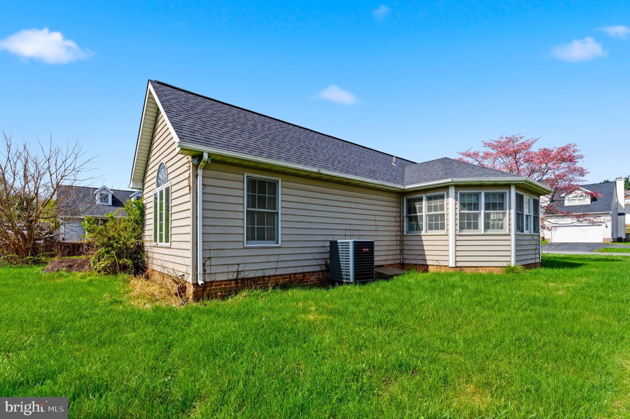 LAUREL RIDGE - Residential