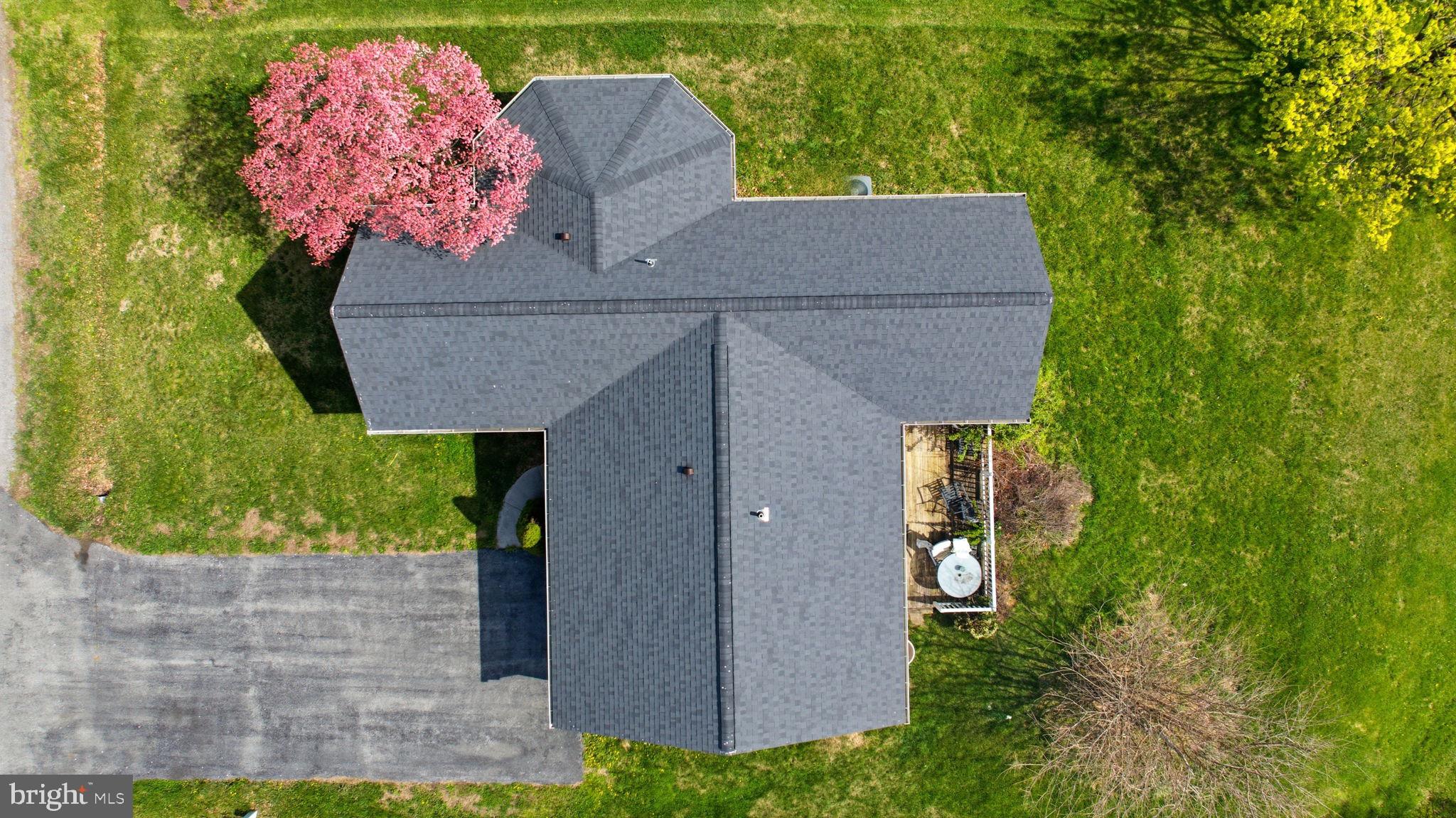 LAUREL RIDGE - Residential