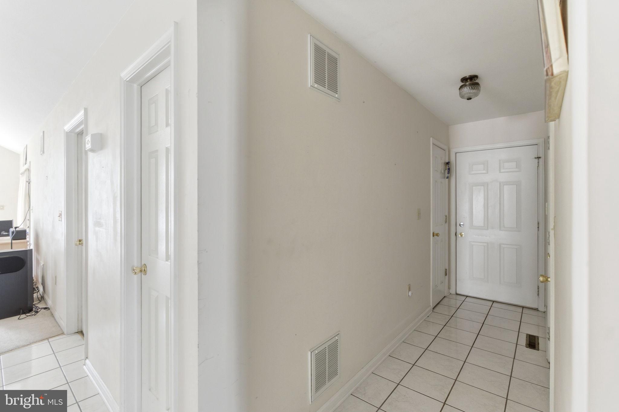 LAUREL RIDGE - Residential